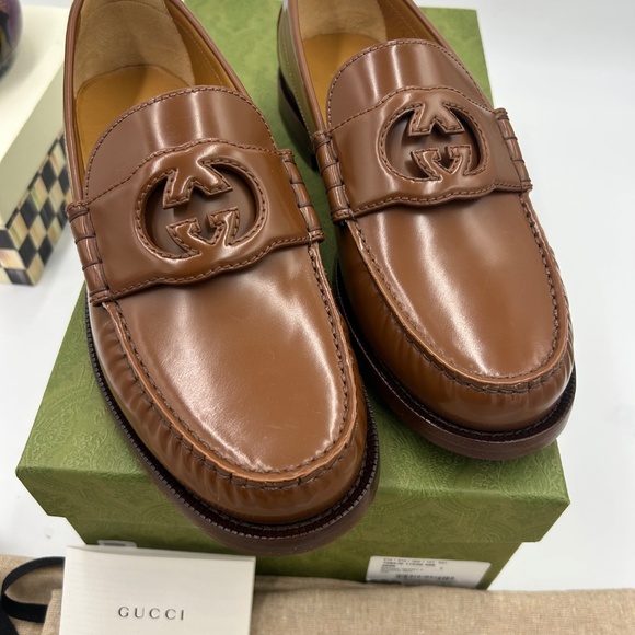 Men’s Gucci interlocking G leather loafers size 7 fits 8 US  made in Italy - Picture 2 of 10